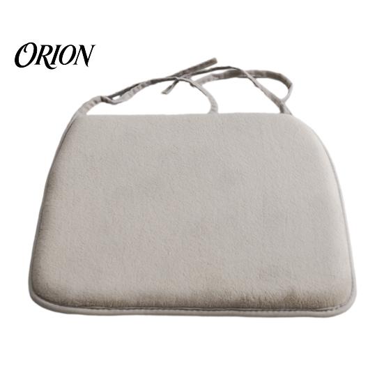 Anti-slip Thickened Buttock Relief Pad Plush Chair Cushion with Ties, Soft Cozy Non-slip Seat Cushion, 15.75" for Hard Seats x Warm Office Dining