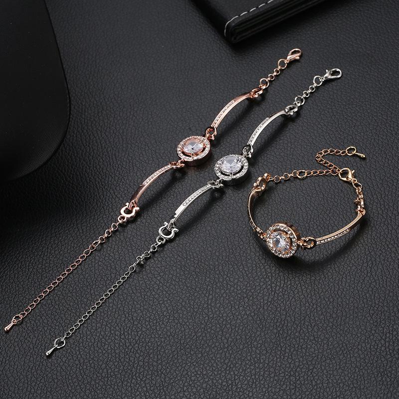 Korean Style Women's Sparkling Diamond Zircon Bracelet - Simple, Versatile, and Elegant.