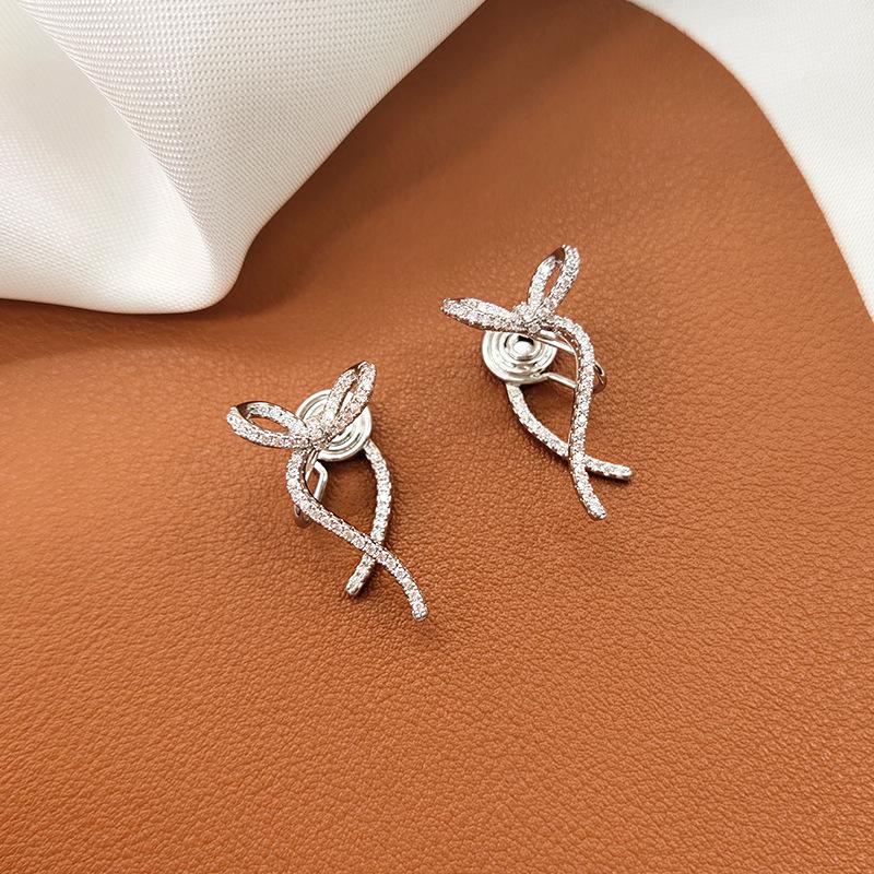 High-End Luxury Bow Mosquito Coil Design Earrings: Unique, Fashionable, All-Match Ear Clip for Women.