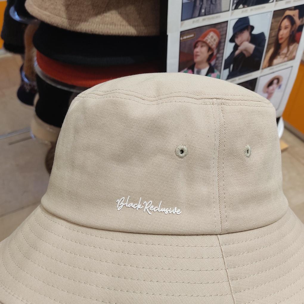 Capten (Authentic) Black Reclusive Signature Bucket Hat BKD2UGC013