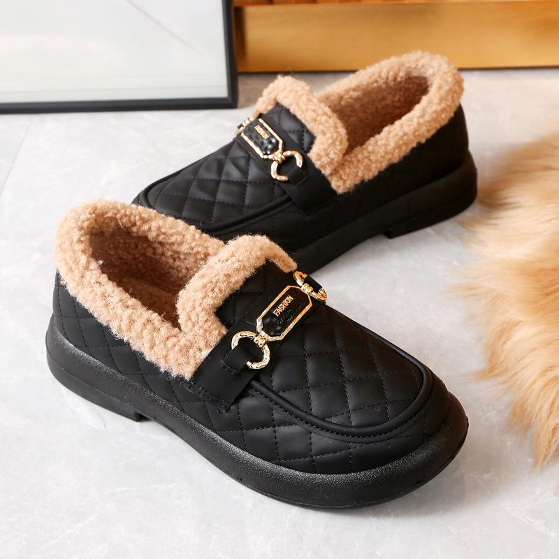 

Старые пекинские хлопковые туфли, женская зимняя одежда 2025 года, новые бархатные утолщенные мокасины с одной педалью, модные теплые туфли Doudou 39 чёрный