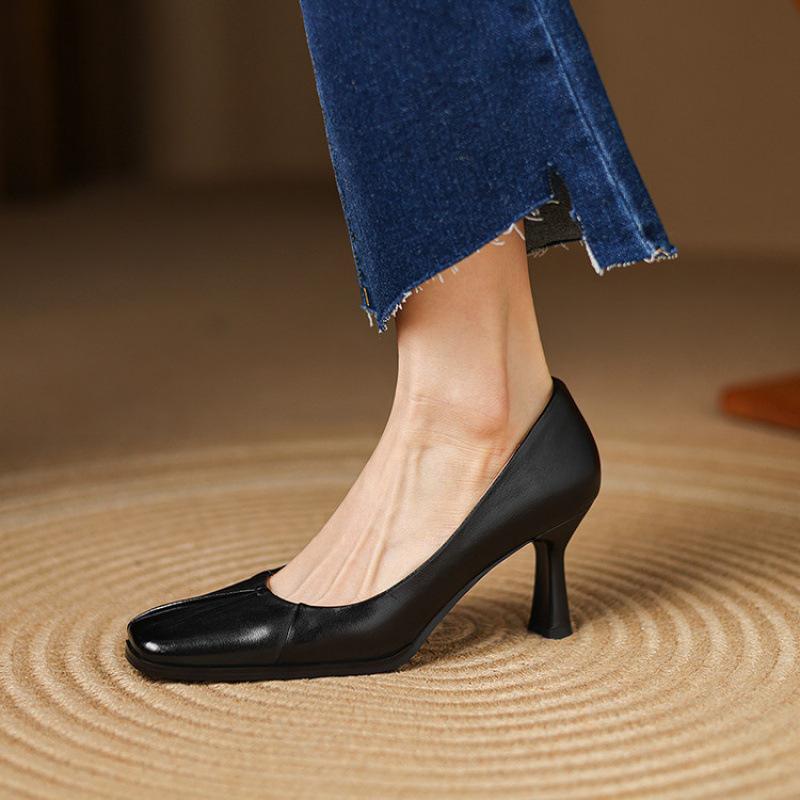 New Comfortable One-pedal Single Shoes Square Head Four-season Small Leather Shoes Women's Fine Heel Large Size Shoes Leather Casual Low-top Mid