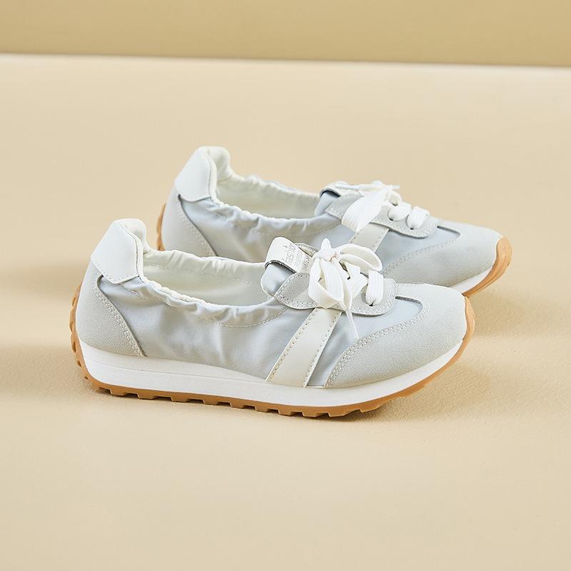 The New Women's Shoes for Summer 2025 Are Breathable and Versatile. The Thick-soled Height-increasing Shoes Are Suitable for Students To Run and Relax