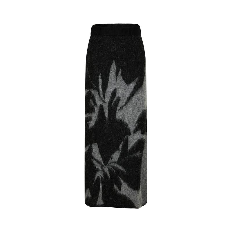 Annacoco Retro Camellia Jacquard Knit Long Skirt