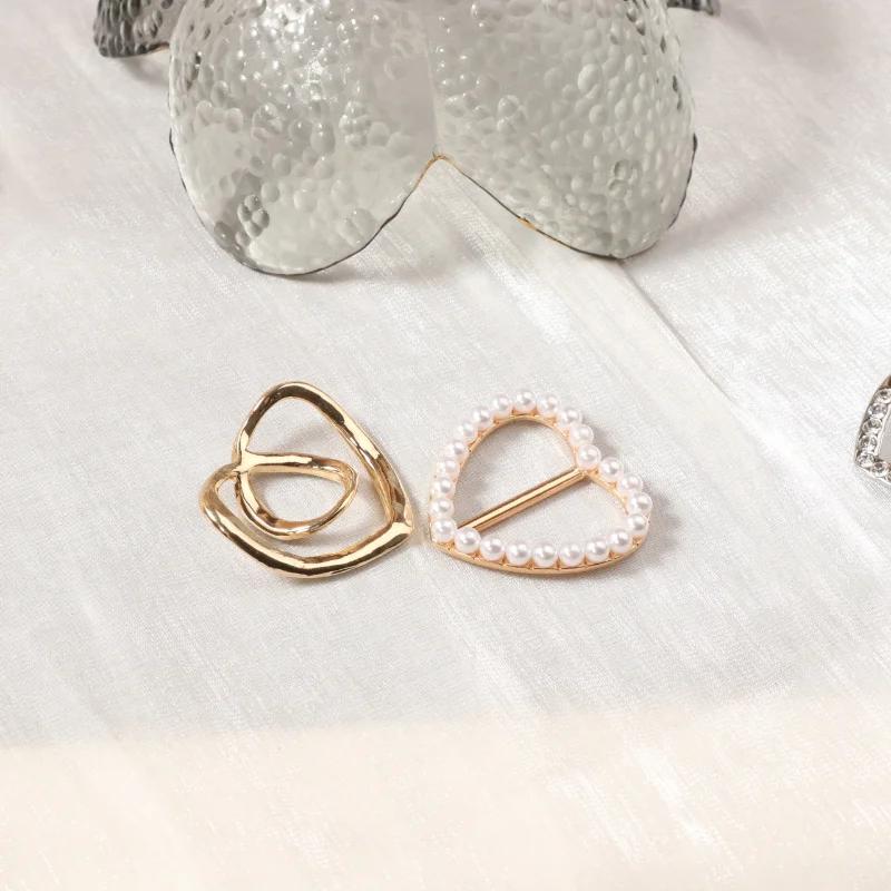 1PCS New Fashion Corner Hem Waist Knotted Brooches Crystal Pearl Metal Scarf Ring Button Shirt T-shirt Fixed Buckle Accessories