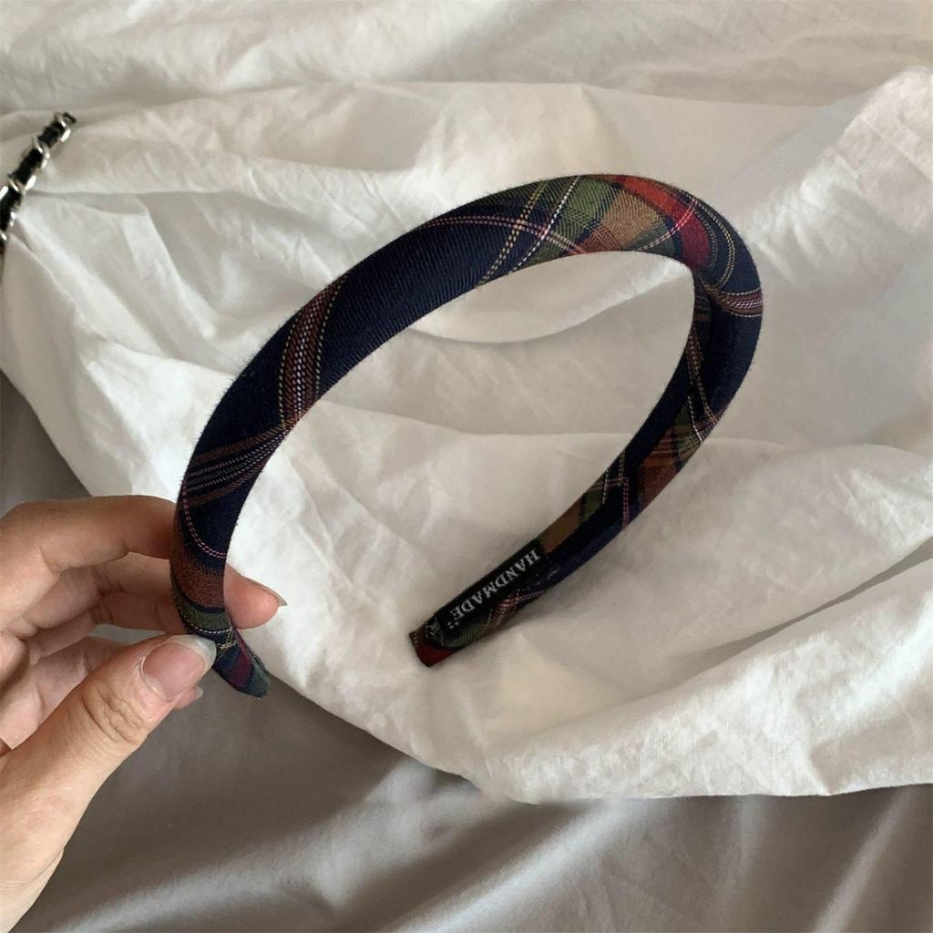 British Plaid Retro Headband: Korean Style Hair Accessory for an Elevated Look