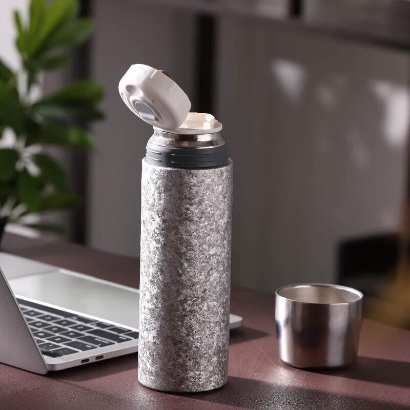Zhuipu Magnetic Titanium Thermos Cup