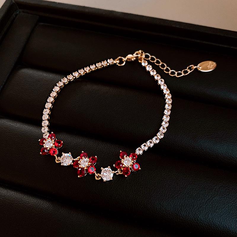 Bransoletka w koreańskim stylu lekki luksus cyrkonia motyl – Elegancki kwadratowy design damska biżuteria na rękę