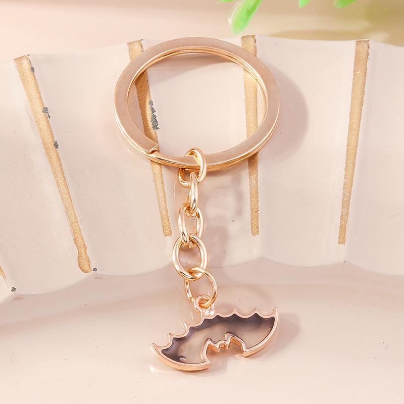 Cute Enamel Pumpkin Keychain Halloween Ghost Bat Key Ring Pendants for Handbag Decor DIY Halloween Jewelry Accessories