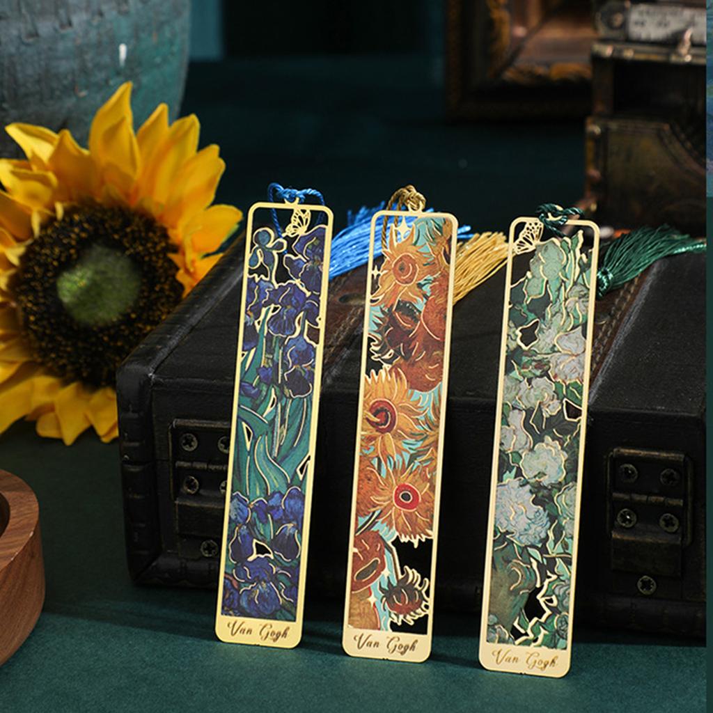Hollow Art Metal Bookmarks Hollow Out Flower Book Marks Book Page Divider for Book Lover Reader Teacher Student Gift