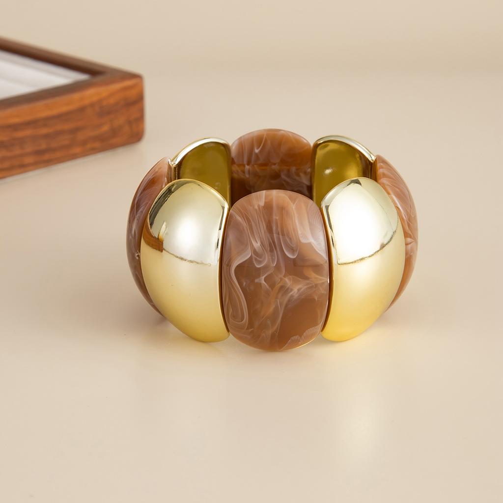 Maillard Smudged Acrylic Arc Splicing Bracelet, Light Luxury Resin Round Bead Elastic Bracelet.