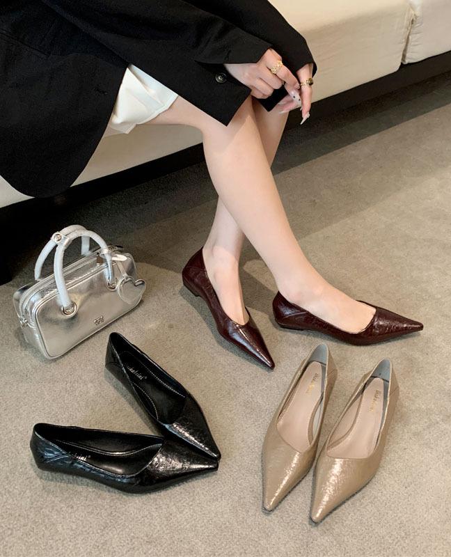 Pointed high-end sense shallow mouth single shoes women's French temperament one-pedal flat shoes work occupation commuter work shoes