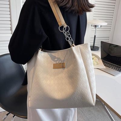 Large-capacity Bags, Women's Versatile 2025 New High-end Shoulder Bags, Large Bags, College Students Commuting Tote Bags In Class