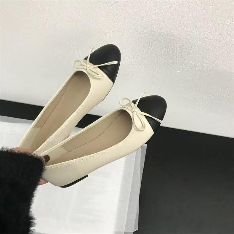 Xiaoxiangfeng flat bottom round head bow ballet shoes women's 2025 new soft bottom light mouth one pedal color matching shoes