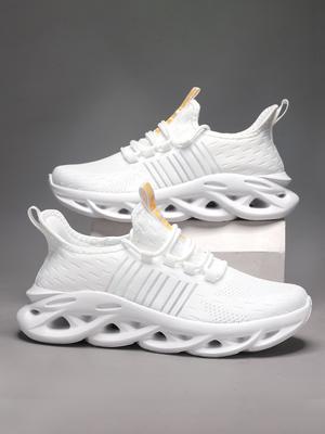 Fashion New Fashion Men's Shoes Summer Casual Sneaker Lightweight Mans Sport Shoes Mesh Outdoor Hard-wearing Male Sneakers Popular Model