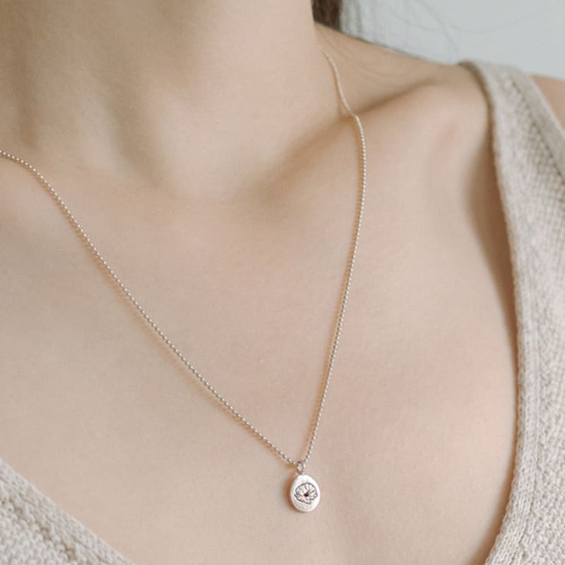 Pinaf Carina poppy necklace