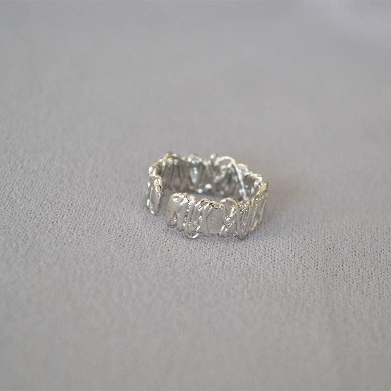 Bague ouverte en filigrane d'or coréen: Design moderne et tendance pour femmes