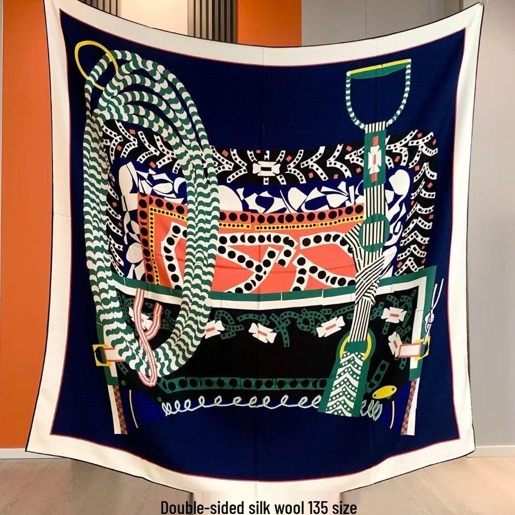 2025 Luxurious Mulberry Silk Square Scarf - Versatile Sunscreen Shawl for Air-Conditioned Rooms