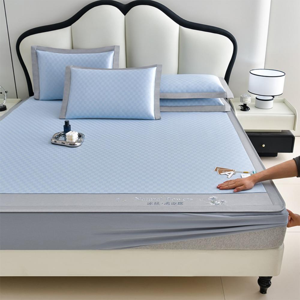 Class A Ice Silk Mattress Three-piece Set Summer Ice Silk Mat Mattress Protective Cover Hotel Air Conditioner Mattress Bedspread Machine Washable