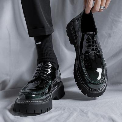 Frühling personalisierte glänzende Lederschuhe Herren Muffin Hongkong-Stil vielseitig schwarz höhenvergrößernd britische Jugend Lackschuhe 3368-R