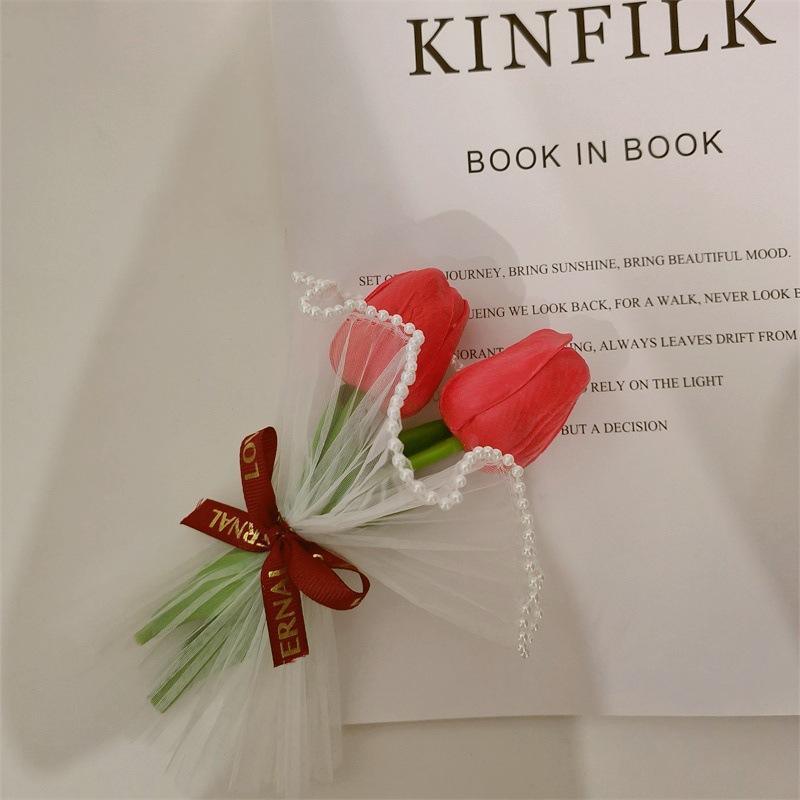 Mini Tulip Bouquet, Simulated Eternal Flower - Adorable Mini Floral Arrangement,For Desk Decor, Weddings, or Special Moments