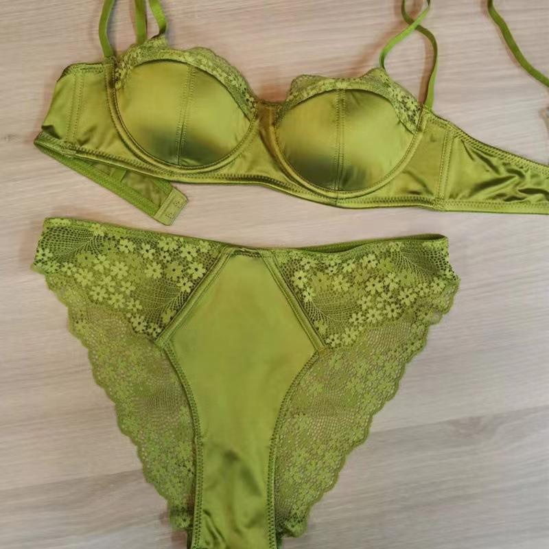 Französisches Satin-Spitzen-BH-Set: Heben und Stützen für eine schlanke Silhouette