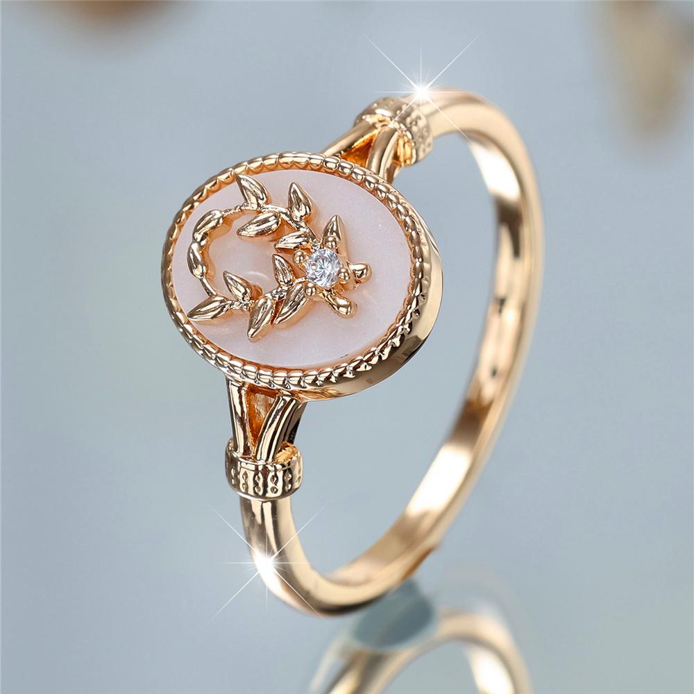 Trendy Female White Enamel Stone Oval Leaf Plant Ring Vintage Gold CopperColor Rings For Women Wedding Jewelry Gift