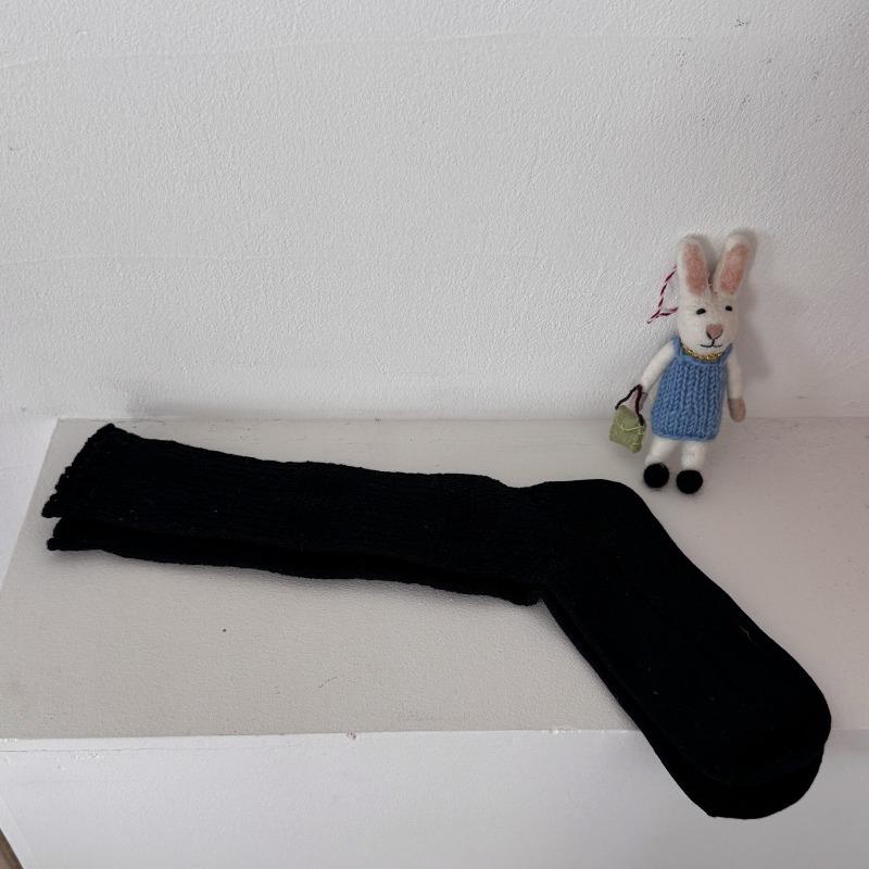 

Laid-back Retro Calf Socks for Autumn and Winter, Solid-color Knitted Socks, Mid-calf Socks for Slimming, Pile Pile Socks 1 pair чёрный