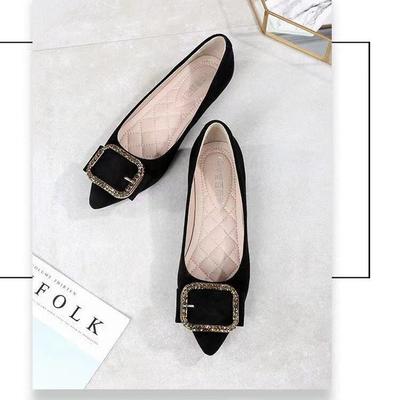 Chaussures femme 2025 nouvelles tendance, polyvalentes à bout pointu à semelle plate chaussures simples noires travail polyvalent confortables niche chaussures femme