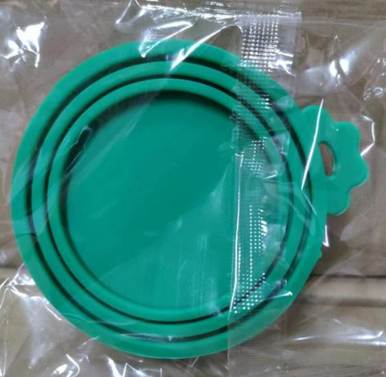 Pet Food Silicone Lid 3-in-1: Freshness-Preserving, Dustproof Sealing Lid for Cat & Dog Cans