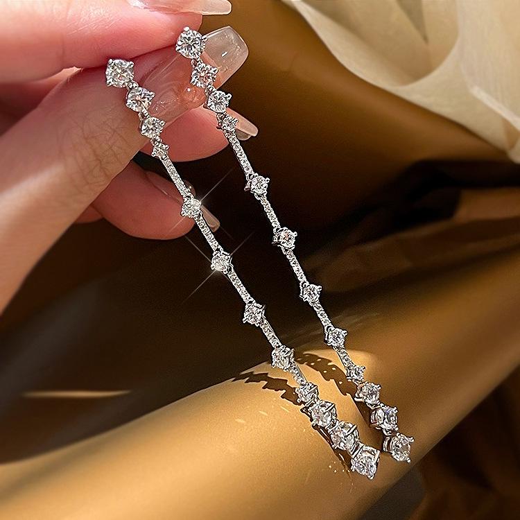

Rongrongjin Simulated Diamond Linear Earrings s925 Silver for Women 925 Silver
