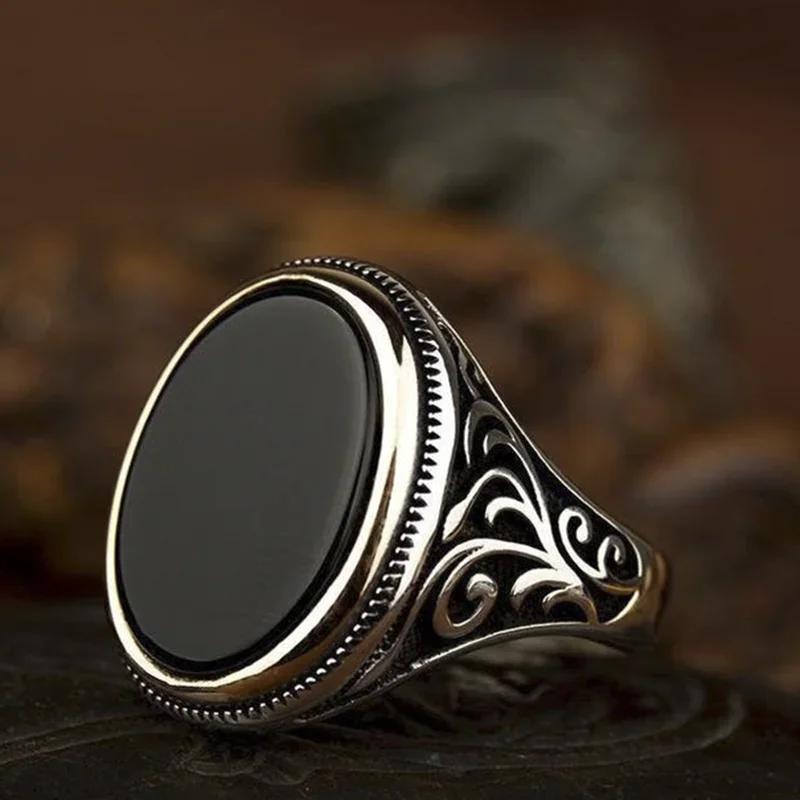 New Mifeiya Creative Black Crystal Rhinestone Zircon Rings for Men CopperColor Wedding Party Vintage Fashion Jewelry