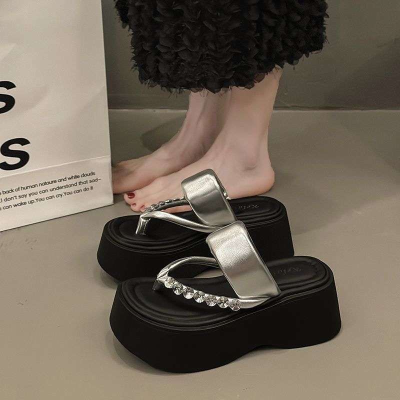 Korean fairy style elegant solid color muffin bottom slippers 2025 new Korean version fashion pearl toe slippers