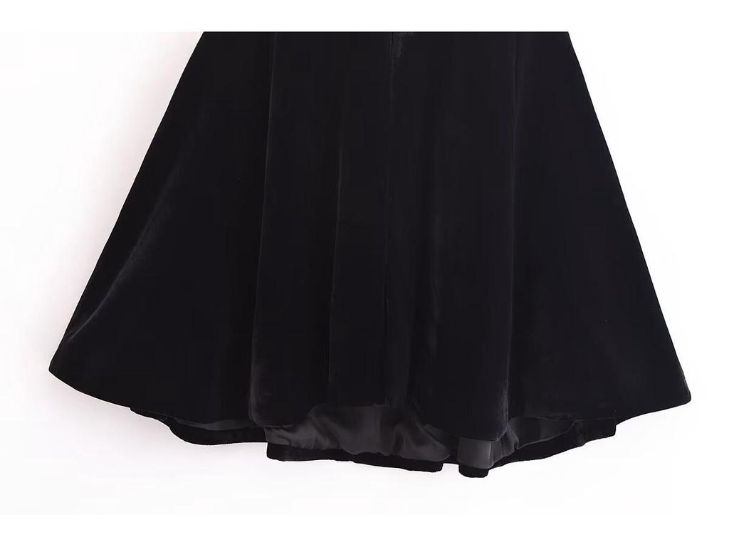 2024 Winter Women's European & American Style Velvet Cloak Coat