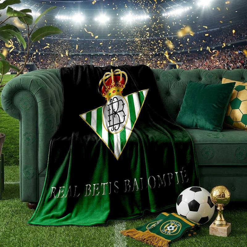 Real Betis Crest Artwork Throws Blanket Flannel Blankets Plush for Couch Bed Gifts for Men Women Travel picnic blanket Christmas fan gifts