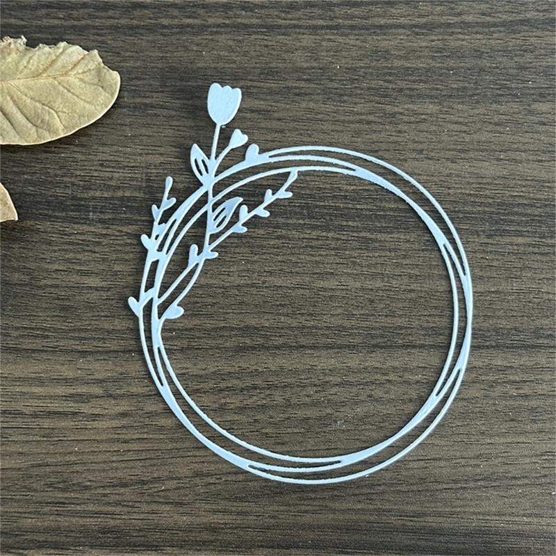 Flower Wreath Cutting Dies Scrapbooking Stencils Carbon Steel Die Cut Templates for Card Making Photo Album Decoration