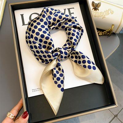Accessori – Sciarpe e foulard