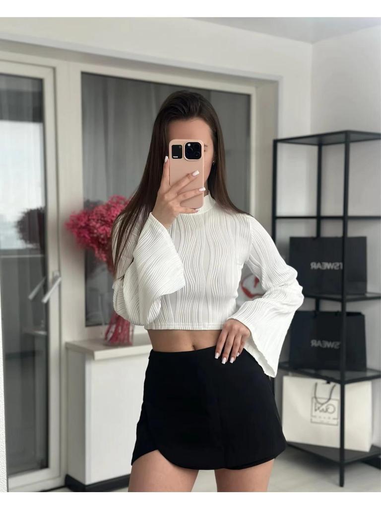 Women Textured Mock Neck Flare Long Sleeve Crop Top Elegant Preppy Style Y2K Rib Knit Slim T Shirt Blouse
