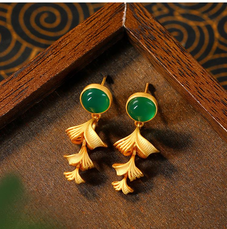 

Серьги-пусеты Aieryuan из позолоченного металла с нефритом в виде листа гинкго Gold Plated