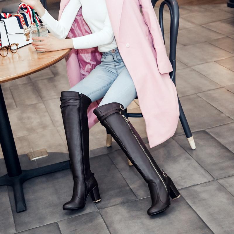 Übergröße Superhoher Dicker Absatz Klassischer Retro-Stil Ritterstiefel Reißverschluss Doppelreihe Lederschnalle Damen Overknee-Stiefel