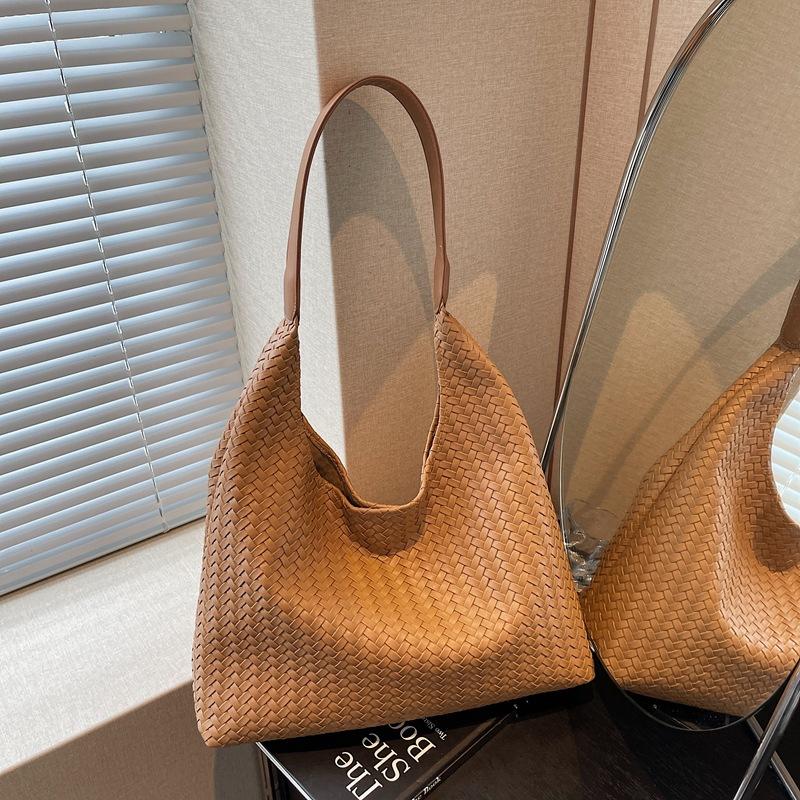 Woven Bag Women's New Fashion Trend Shoulder Bag Simple Large Capacity Handbag Mother and Child Big Bag