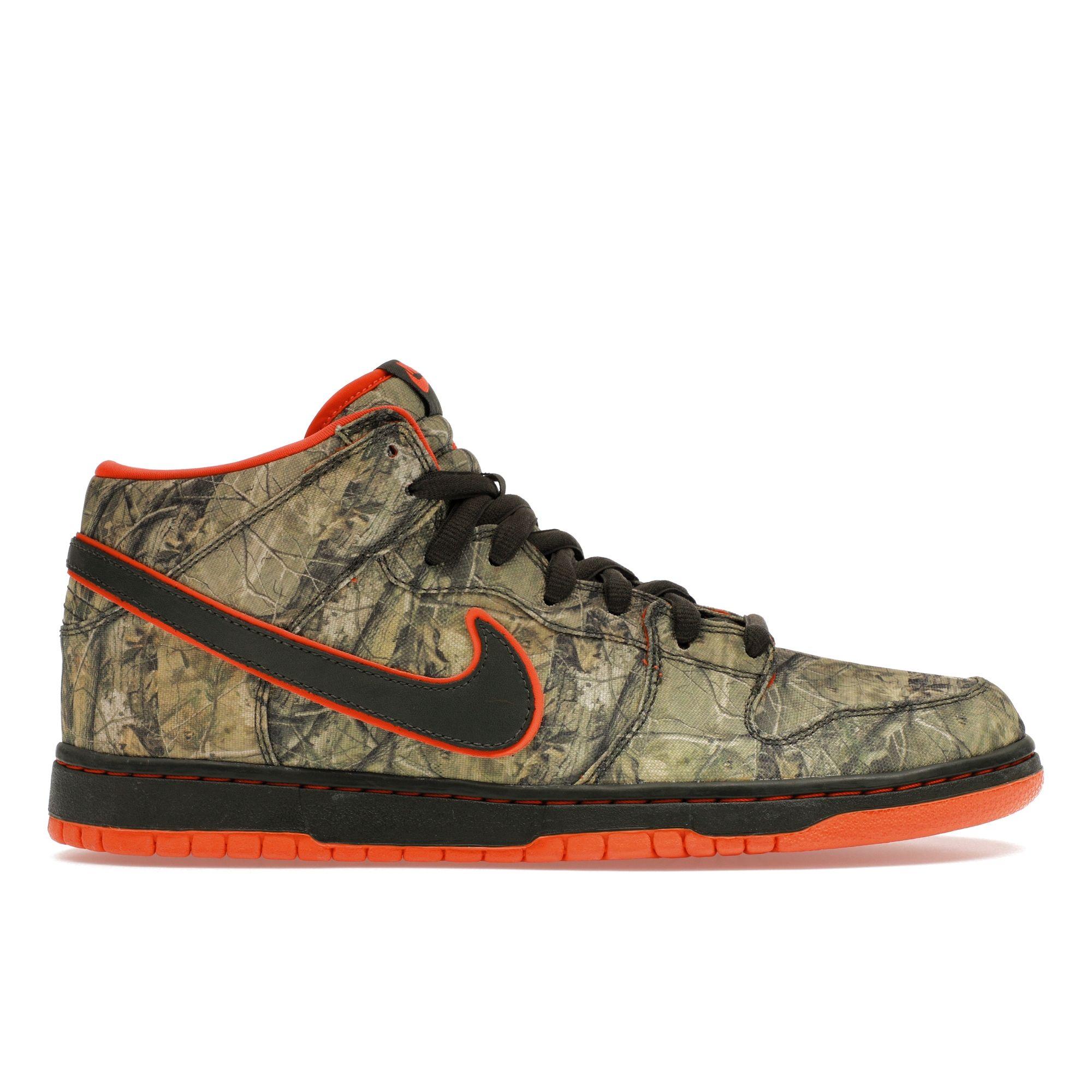 

Dunk Mid Premium SB Real Tree Camo 314381-300