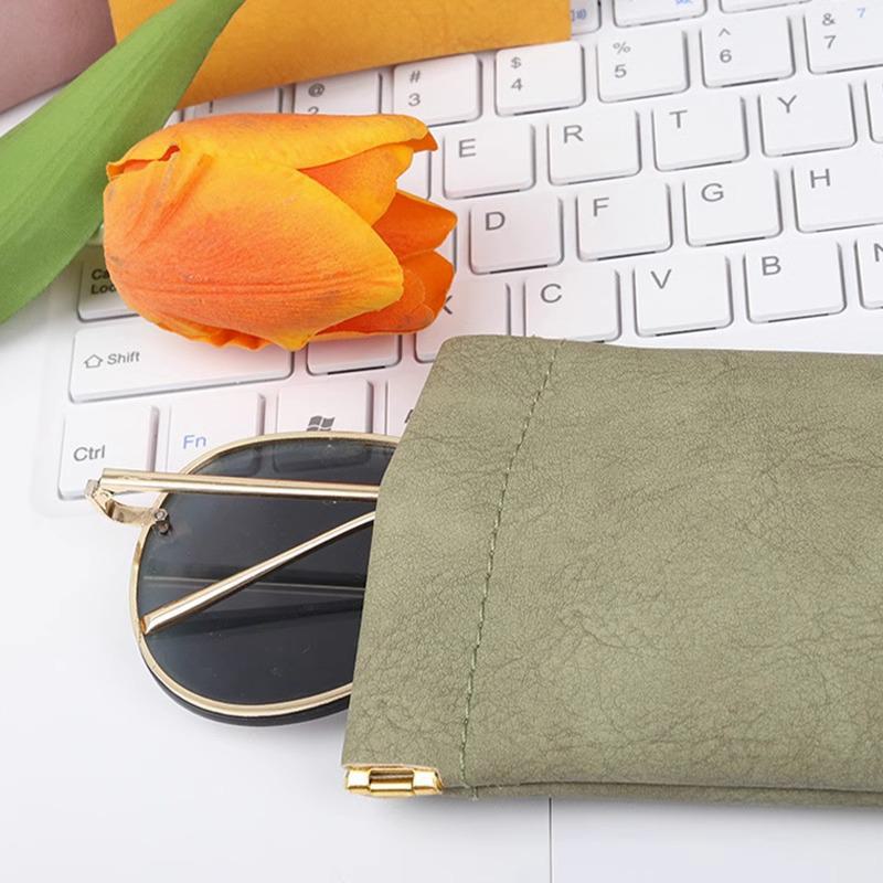 Women's Portable Compression-Resistant Sunglasses Case with Automatic Closure