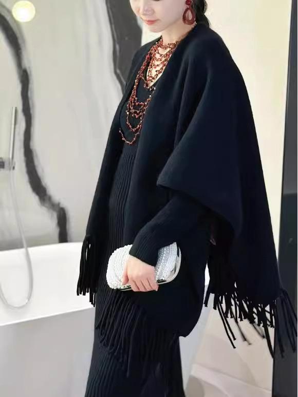Korean High-End Tassel Knit Scarf Shawl - Autumn/Winter Versatile Style