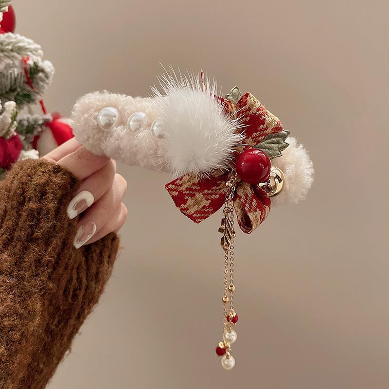 Korean-Style Plush Bow Hair Claw - Large Winter Headdress for Women