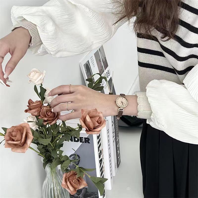 Quartz Watch Women PU Leather Thin Strap Wristwatch Ladies Watches Solid Color Fashion Women Gift Watch Relojes Para Mujer