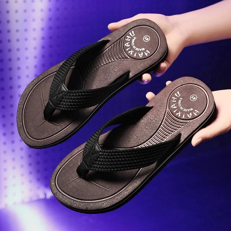 Fashion Men Slippers Outdoor Flip Flops Summer Fashion Open Toe Flat Shoes Non-slip Home Breathable Soft Trendy Men Beach Sandals 2025
