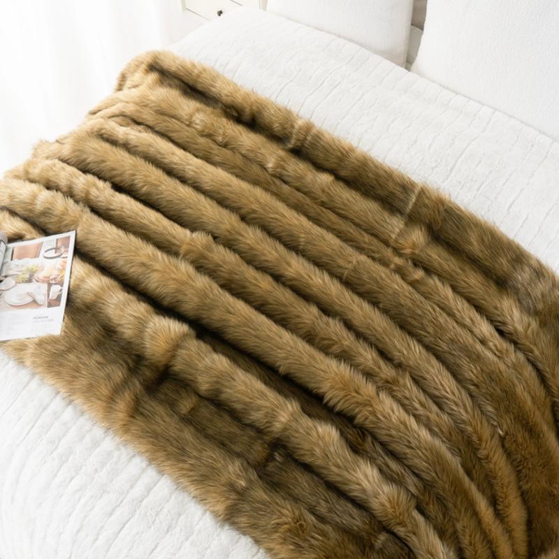 Luxury Fox Fur Throw Blanket Winter Warm Fluffy Soft Blankets Bedspread On the Bed Faux Fur Blanket Plaid Throw for Sofa Towel