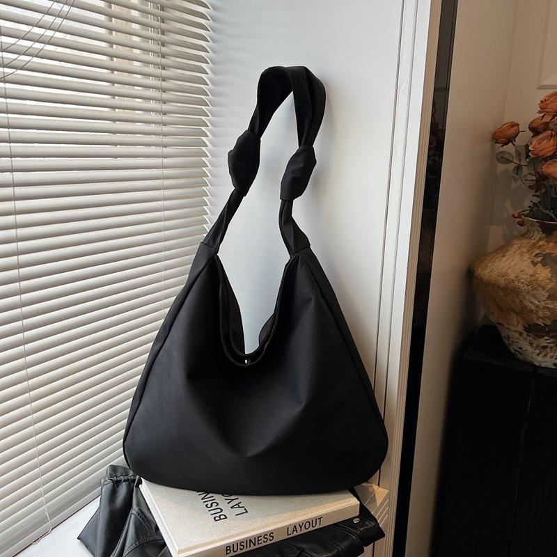 

Niche Lazy Wind Bag New Versatile Large Capacity Shoulder Crossbody Bag Class Commuter Tote Bag чёрный