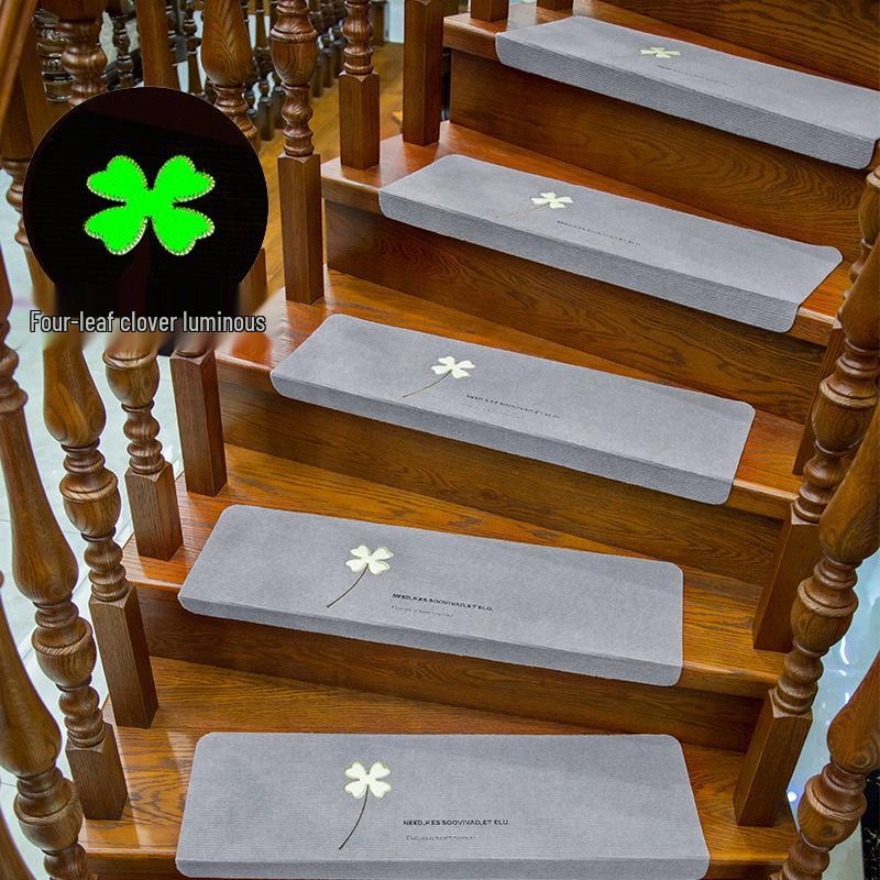 Luminous Anti-Slip Self-Adhesive Stair Tread Carpets for Solid Wood Floors